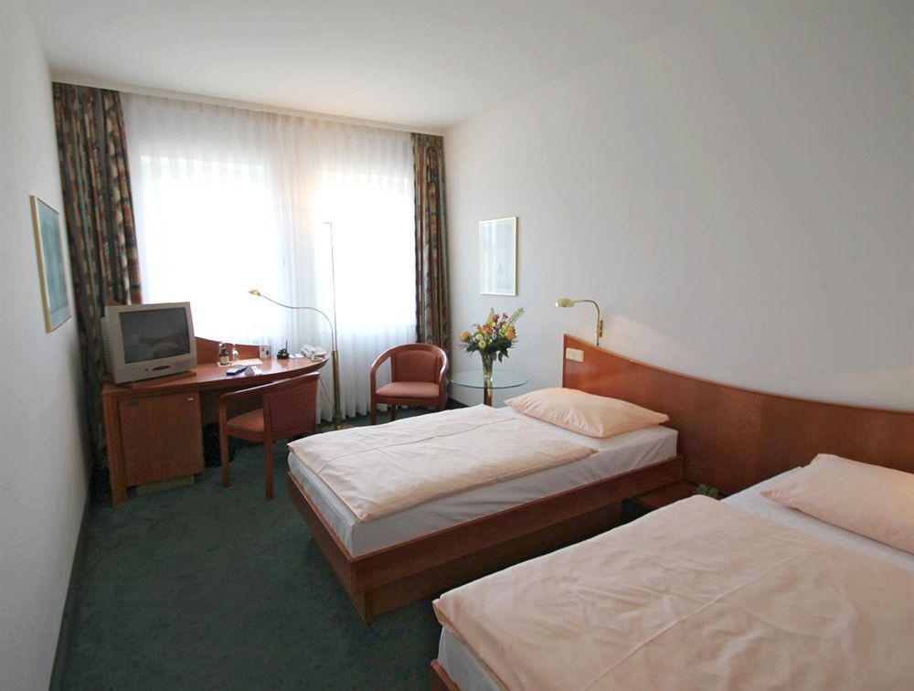 Dormero Hotel Dresden Airport Bilik gambar